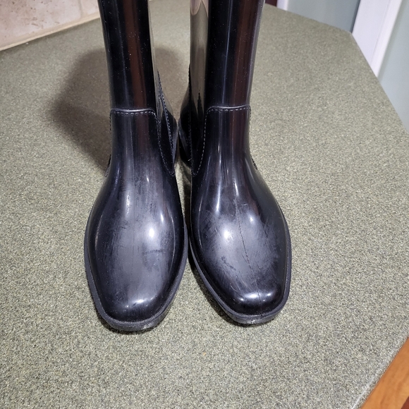 Fendi Rain Boots - Picture 7 of 10